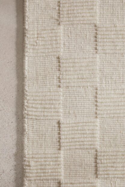 RUG 01