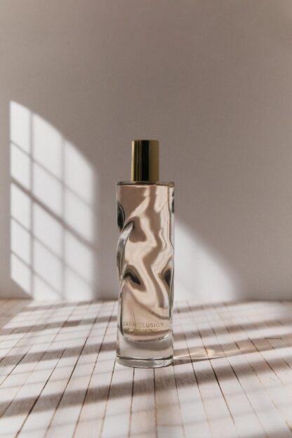 عطر زنانه زارا - T9178631215