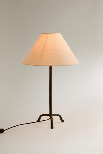 چراغ رومیزی زارا - 41331047