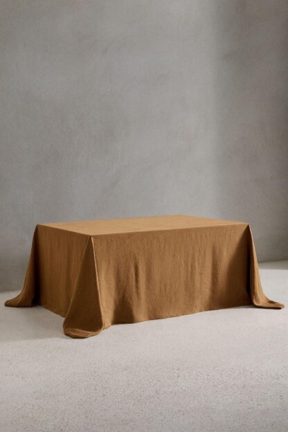رومیزی زارا - 42200021