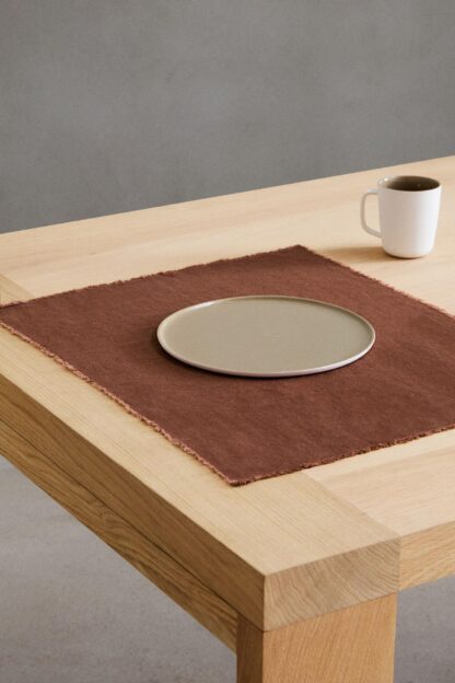 رومیزی زارا - 42200023