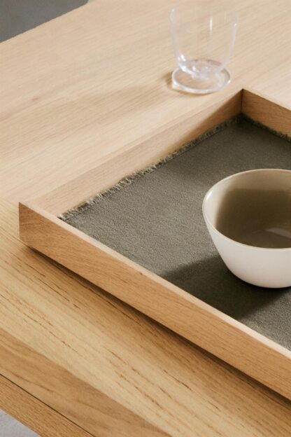 رومیزی زارا - 42200023