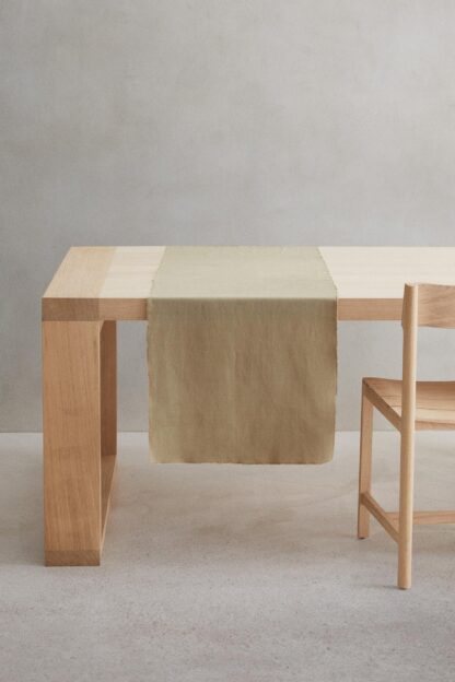 رومیزی زارا - 42200024