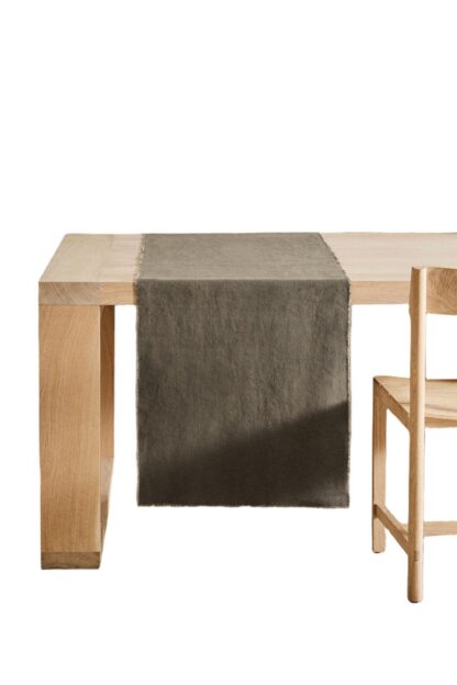 رومیزی زارا - 42200024