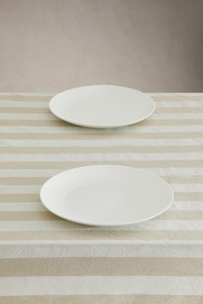 رومیزی زارا - 42277021