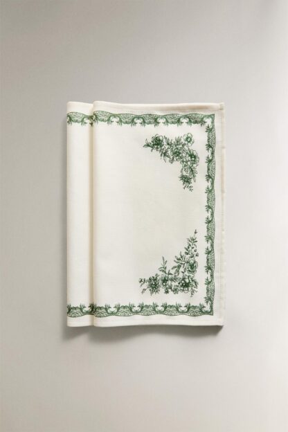 رومیزی زارا - 42292023