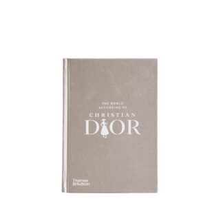 CHRISTIAN DIOR'A GÖRE DÜNYA KİTABI (İNGİLİZCE)