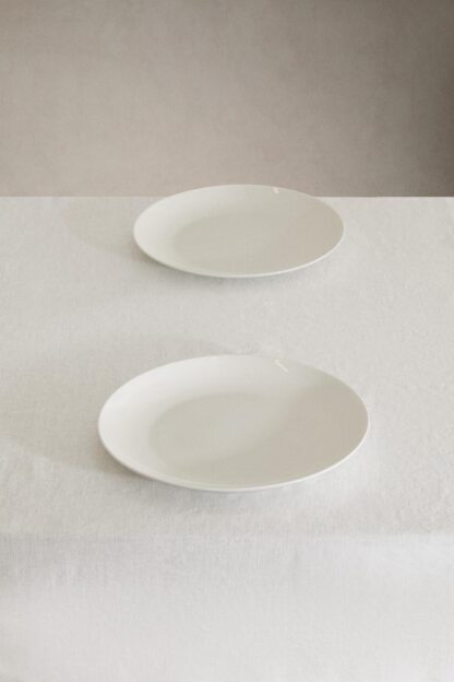 رومیزی زارا - 44275021