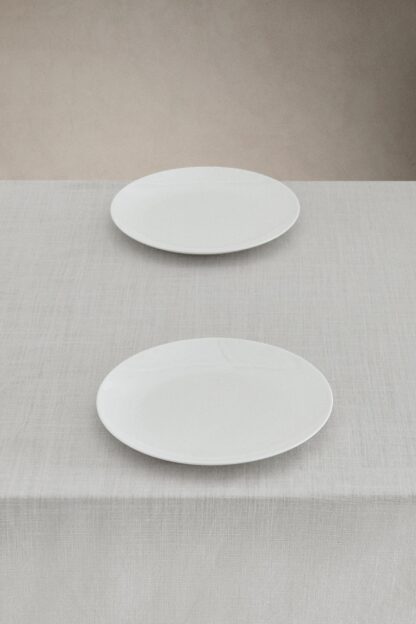 رومیزی زارا - 44281021