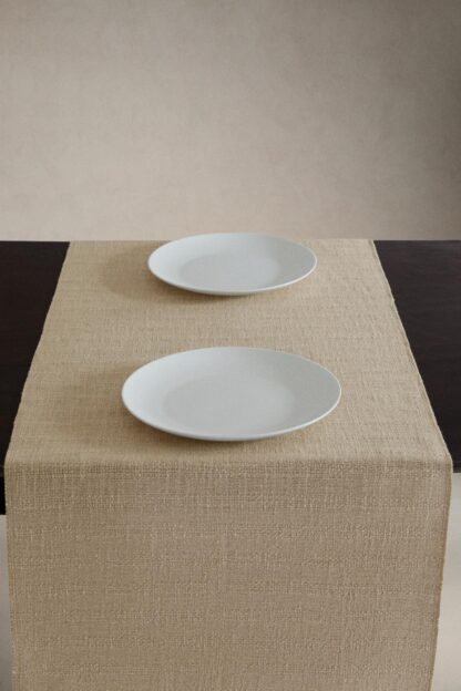 رومیزی زارا - 49228024